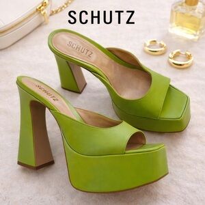 Schutz Lime Green Platform Heels Chunky Mule Sandals Square Toe Statement